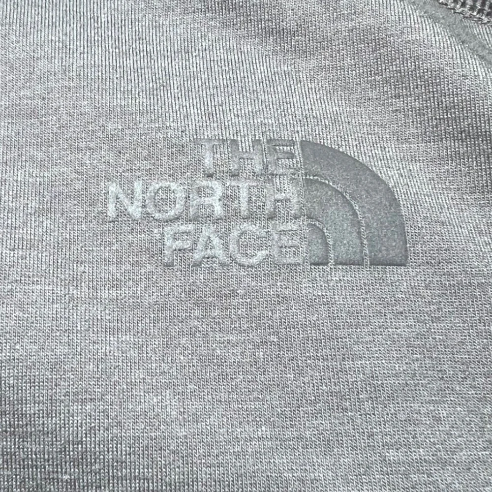 The‎ North Face Mens Size Medium FlashDry 1/4 Zip Pullover Grey Heather Gorpcore